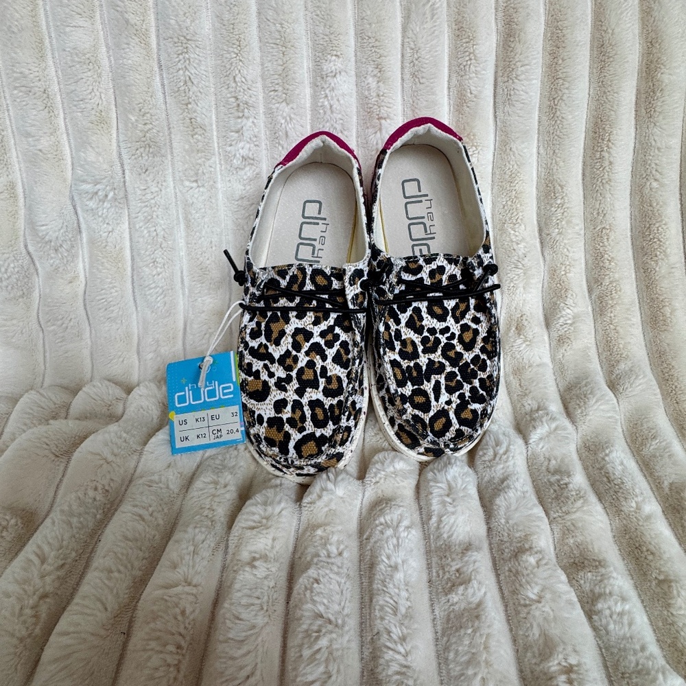 Hey Dude kids size 12